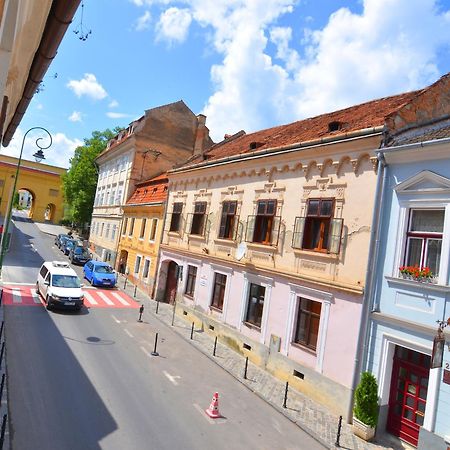 Charming Apartment - Heart Of Brasov Poarta Schei Buitenkant foto