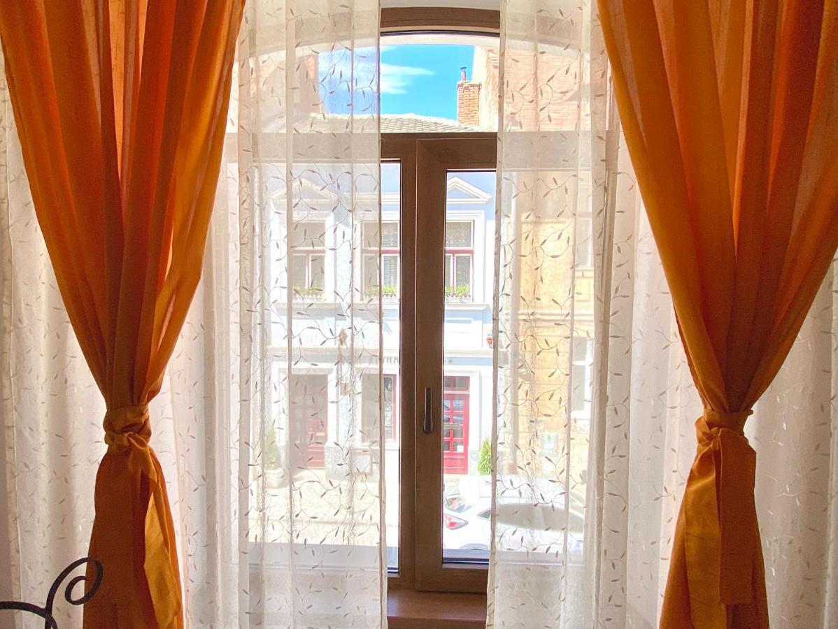 Charming Apartment - Heart Of Brasov Poarta Schei Buitenkant foto